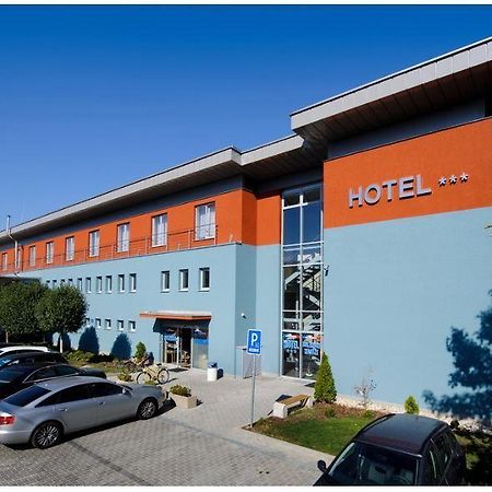 Hotel Mariana Gaborika Trencin Exterior photo